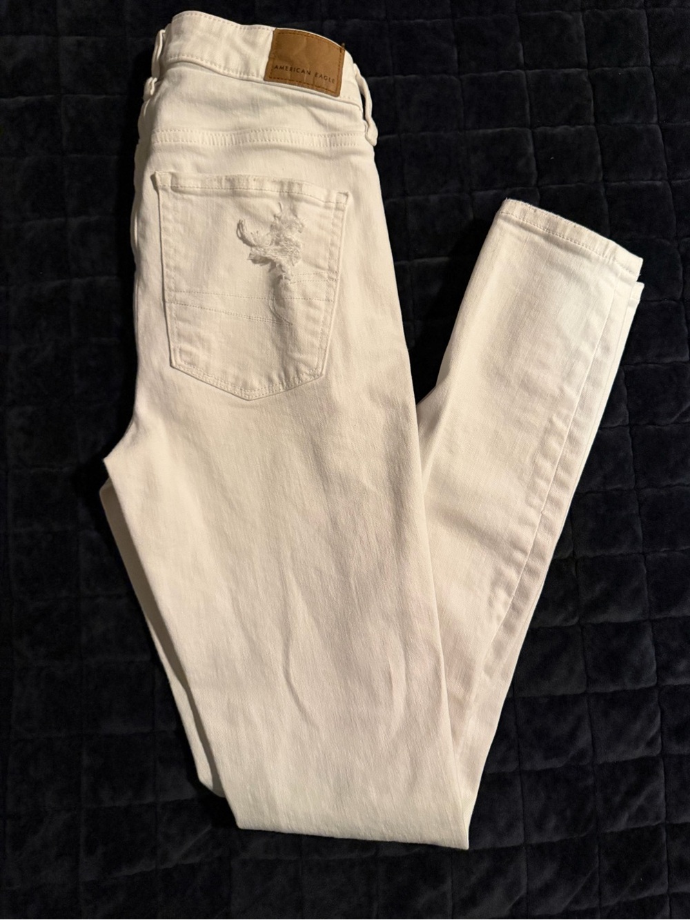 American Eagle Outfitters Off-White High-Rise Skinny Jeans